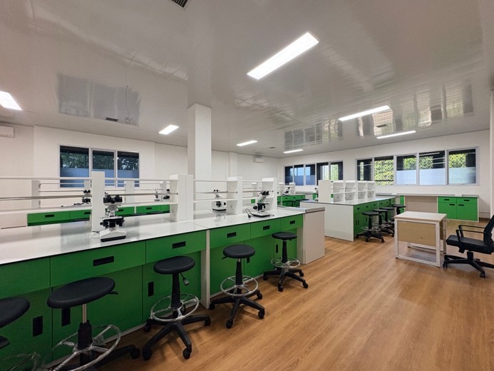Laboratorium Mikrobiologi dan Parasitologi 